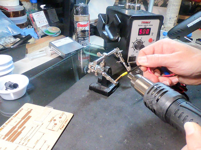 Negative heat shrink