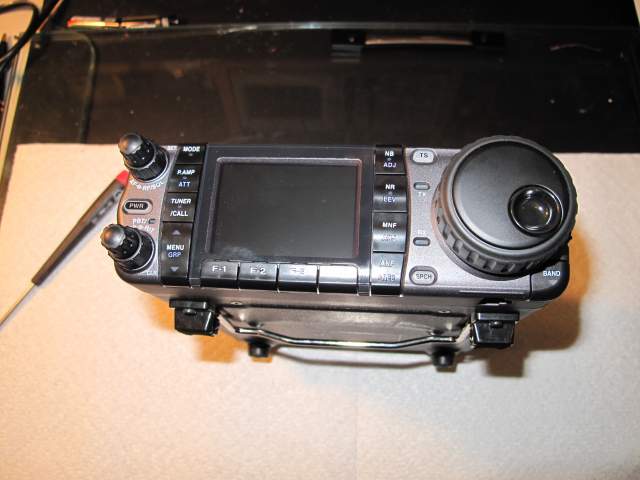 Adding TV support to an ICOM IC-7000